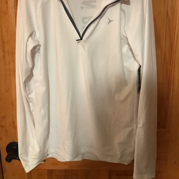 Old Navy Active Wear Set - Picture 4 of 10